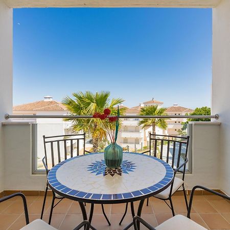 Moderne Ferienwohnung 71A Манилва Экстерьер фото