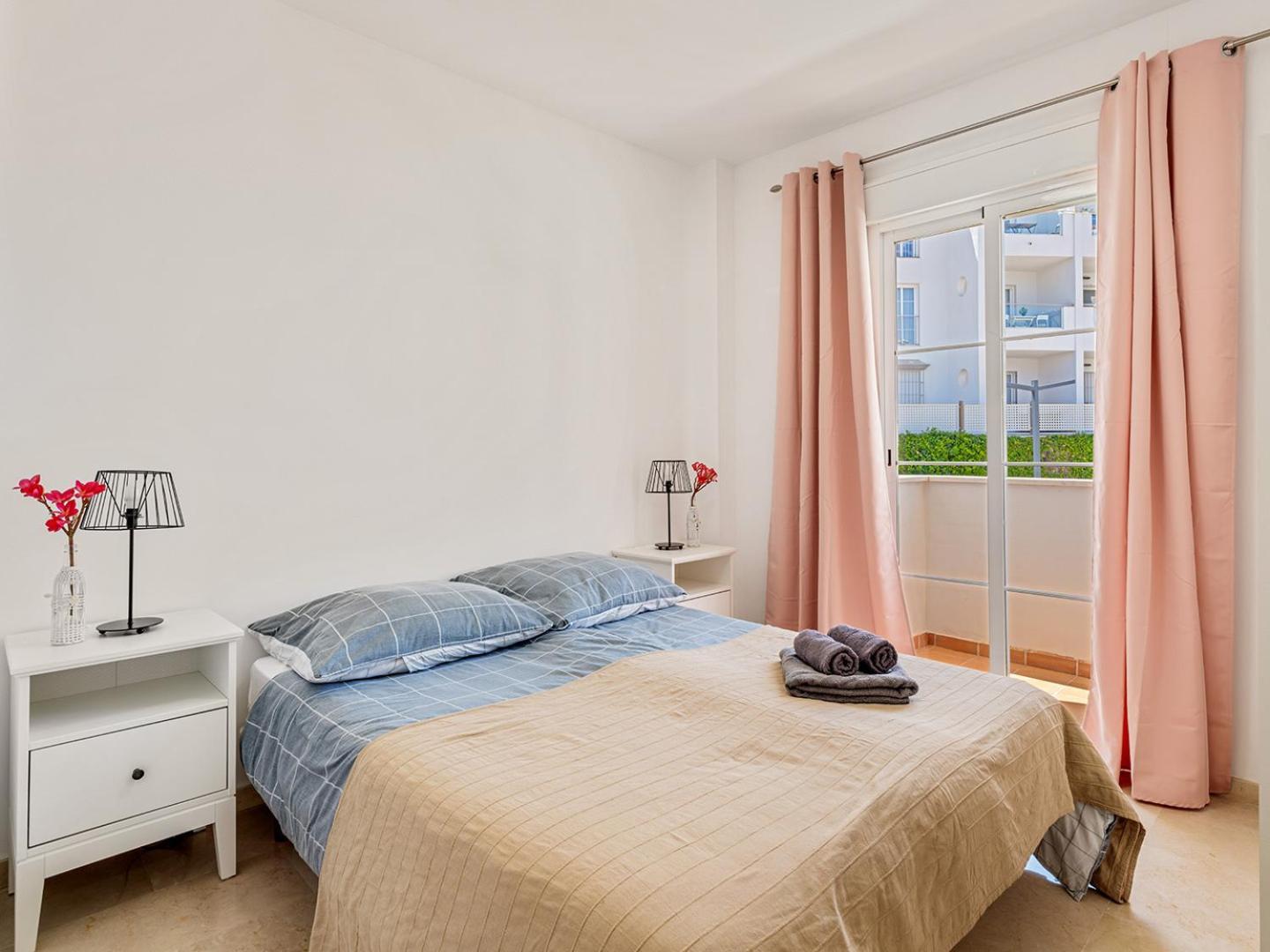 Moderne Ferienwohnung 71A Манилва Экстерьер фото