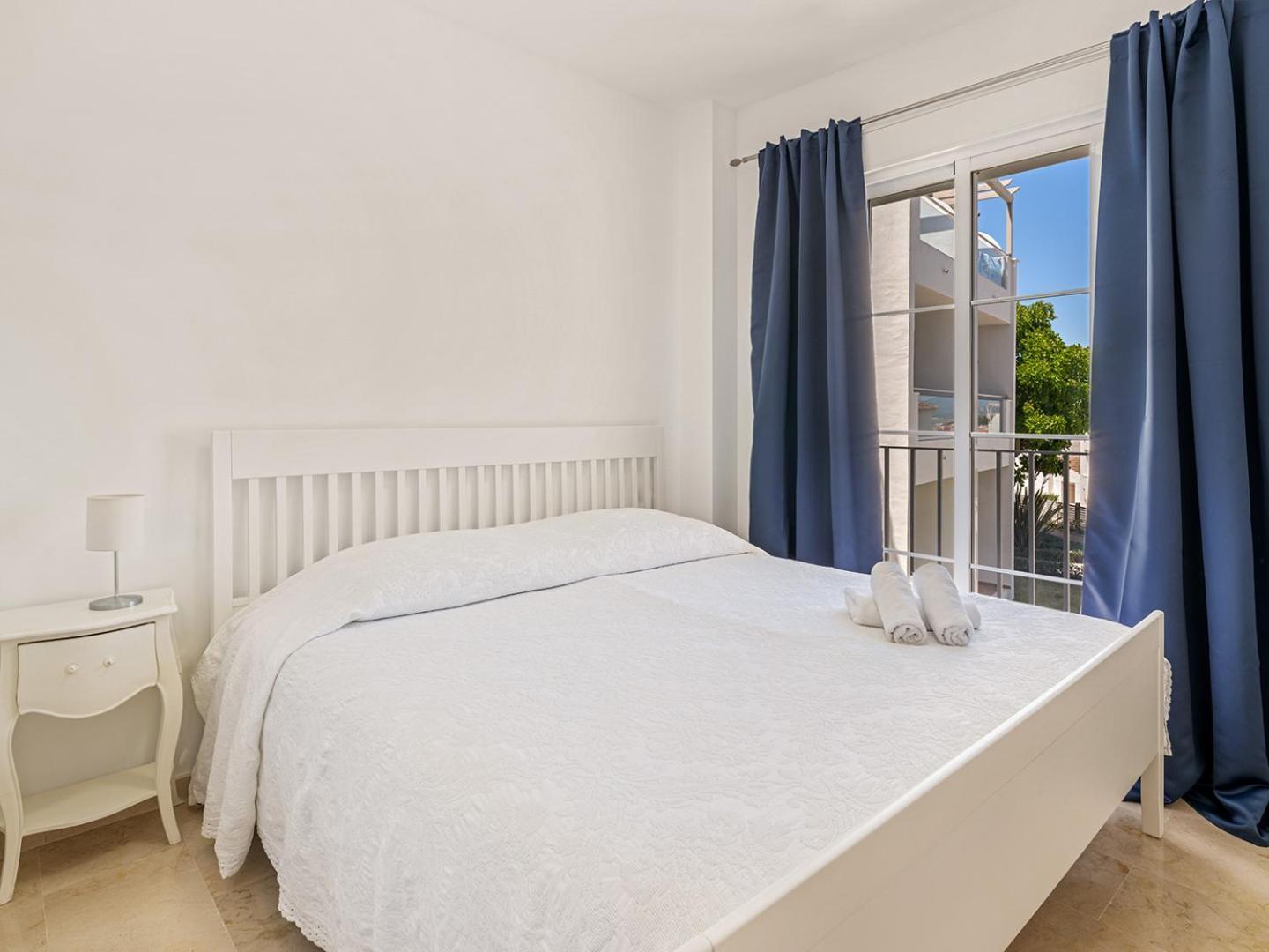 Moderne Ferienwohnung 71A Манилва Экстерьер фото